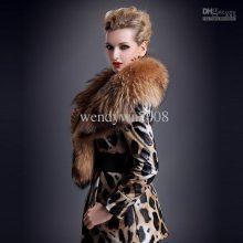 U . N . E Fashion Normic Vlsivery Large Raccoon Fur Leopard Print Sh