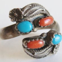 Vintage 40s Ring Sterling Silver Turquoise & Coral Navajo Indian Ring size 9 1/2