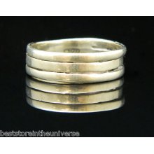 Vintage 925 Sterling Silver Band Ring Size 7.5 British Mark ? Hallmarked Wm (d)