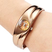 Alloy Women's Quartz Analog Bracelet Watch (Bronze)