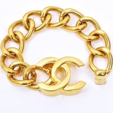Chanel Bracelet | Chanel CC Iconic Turnlock Chain Bracelet