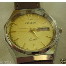 Citizen Quartz Men's Wrist Watch Golden Dial Day/date Japan Made Nice Condition