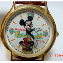 Disneys Mickey Mouse Toontown Watch Opening 1993 Goldtone Original Box