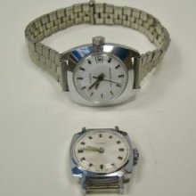 Ladies Vintage Timex Watch Lot Mechanical Running 1969 White Dials Date