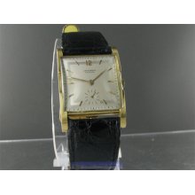 Mens or Ladies Vintage 18k Gold Universal Geneve Wristwatch