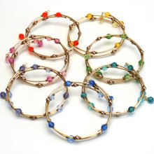 Mothers Day Special - Single Rainbow Crystal Layering Bracelet - Gold Memory Wire Bracelet - Yellow Green Teal Blue Violet Pink Orange