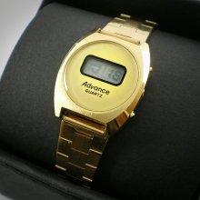 Nice Vintage 1980s Ladies Electronic LCD Gilt Watch