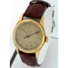 Patek Philippe Calatrava Vintage 2483j Men's 18k Yellow Gold 32mm Watch.