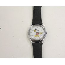 Vintage Lorus Quartz Walt Disney Mickey Mouse Wrist Watch - Leather Band