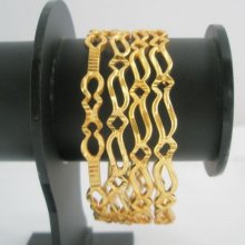Vintage Style Filigree Cutwork Gold Plated Bangle Bracelet