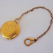 Vintge Elgin Gold Pocket Watch Swiss Made Rose Pattern Keeps Great Time / Date
