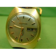 Vnm Vintage 1970 All Solid 14k Yellow Gold Bulova Accutron Vnm Wrist Watch