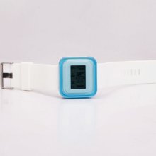 Boys Girls Sport Day Date Light Blue Dial Digital Silicone Led Wrist Watch
