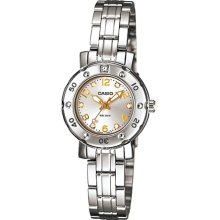 Casio Women's Core Watch Ltd2002d-7av