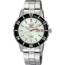 Men's Stainless Steel Seiko 5 Sports Automatic Silver Dial Day Date