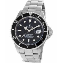 Rolex submariner watch Black bezel model oyster