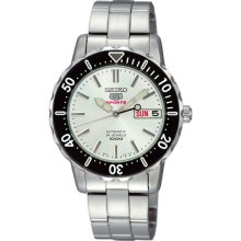 Seiko 5 Automatic Stainless Steel Boys Watch SRP237K1