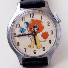 Soviet watch Children watch Mechanical watch wrist LUCH, model with 17 jewels.