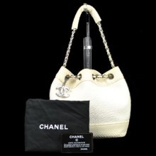 Auth Chanel Cc Logos White Tweed Drawstring Hand Bag Hobo Vintage Italy Bt00782