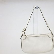 Auth Salvatore Ferragamo Shoulder Bag Leather White (bf044079)