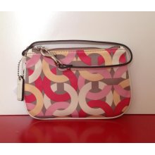 COACH KRISTIN CHAIN LINK PRINT SMALL WRISTLET - Multicolor, Style # F49009