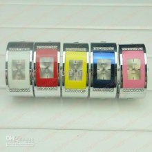 Luxury Women`s Quartz Watch Stylish Jewelled Xinhua 520 Stainless St