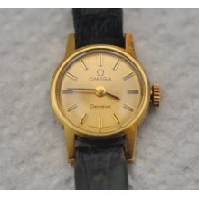 rare OMEGA Geneva Lunette '70 Gold Plated Ladies Watch with Croc Bracelet in Original Box