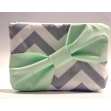 Set of 9 Bridesmaid Bridal Clutch Bridesmaid Pouch Cosmetic Case Accessory Pouch Zippered Grey & White Chevron with Mint Diagonal Bow