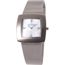 Skagen Ladies 570sss Mop & Crystal Accented Watch