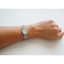 Soviet Vintage Ladies Mechanical Wristwatch LUCH. 15 jewels