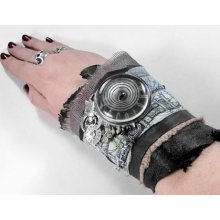 Steampunk Cuff - Industrial Wrist Cuff - Pocket Watch Case Vintage Rh
