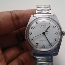 Vintage 1979 Timex Automatic Men's Watch With White Easy To Read Dial
