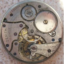 Vintage Pocket Watch Movement Zenith 41 Mm. In Diameter Balance Ok. To Restore