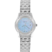 Gucci Quartz, Silver Stainless Steel Band Silver Dial - Women's Watch