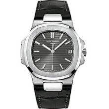 Patek Philippe Nautilus 5711G Mens wristwatch