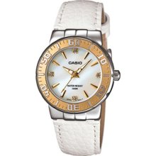 Casio Women's Core LTD2000L-7AV White Leather Quartz Watch with Mother-Of-Pearl Dial